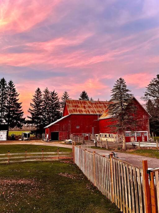 The Barns Of Brighton Near Prince Edward County Esterno foto